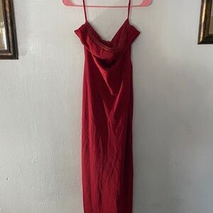 Chic Strapless Red Dress